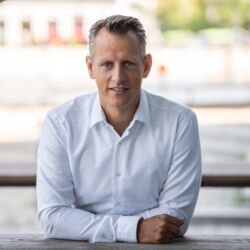 Dr. Gregor Stock