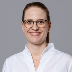 Dipl. Ökonomin / Frau Simone Lode